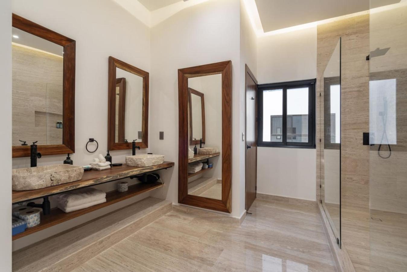 Amalia 5 Bdr W Private Pool In Aldea Zama Holiday home