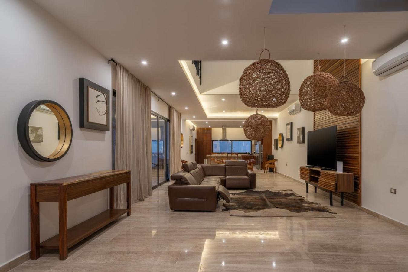Amalia 5 Bdr W Private Pool In Aldea Zama Holiday home *