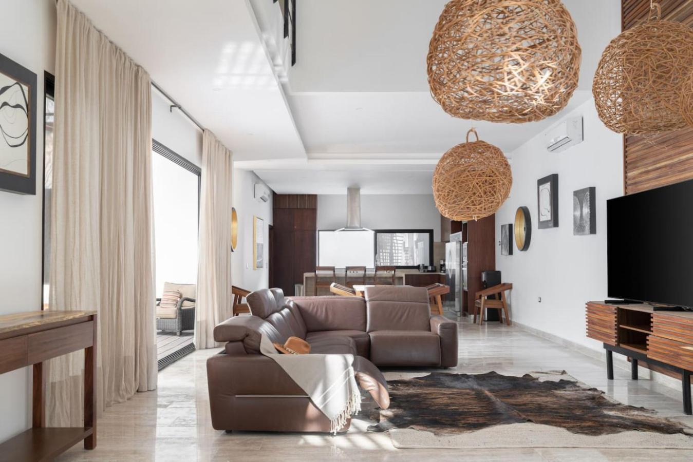 Amalia 5 Bdr W Private Pool In Aldea Zama Holiday home *